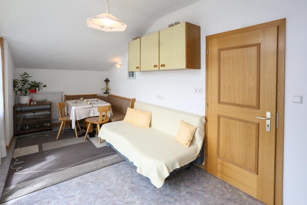 Bauernof Mittermueller Apartment Feldthurns Phòng bức ảnh